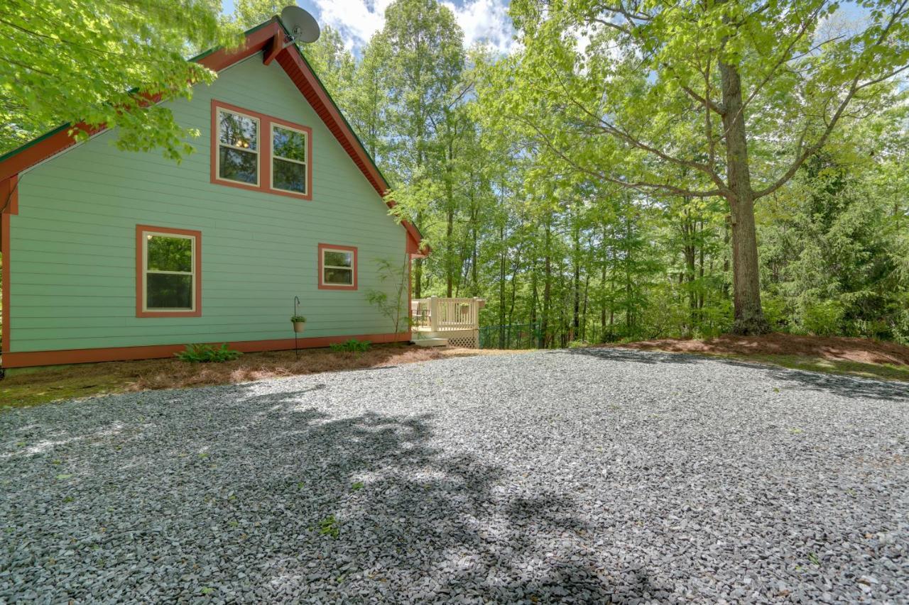 Blue Ridge Getaway With Hot Tub And Seasonal View! Villa Eksteriør billede